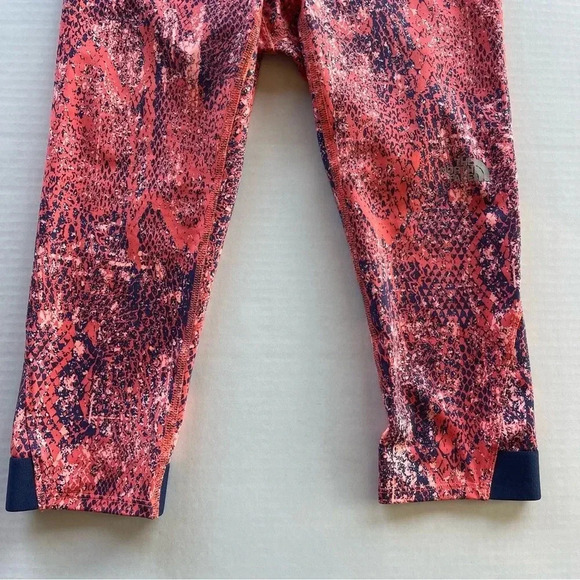 The North Face Motus Capri Tights Women size Small - Picture 5 of 10